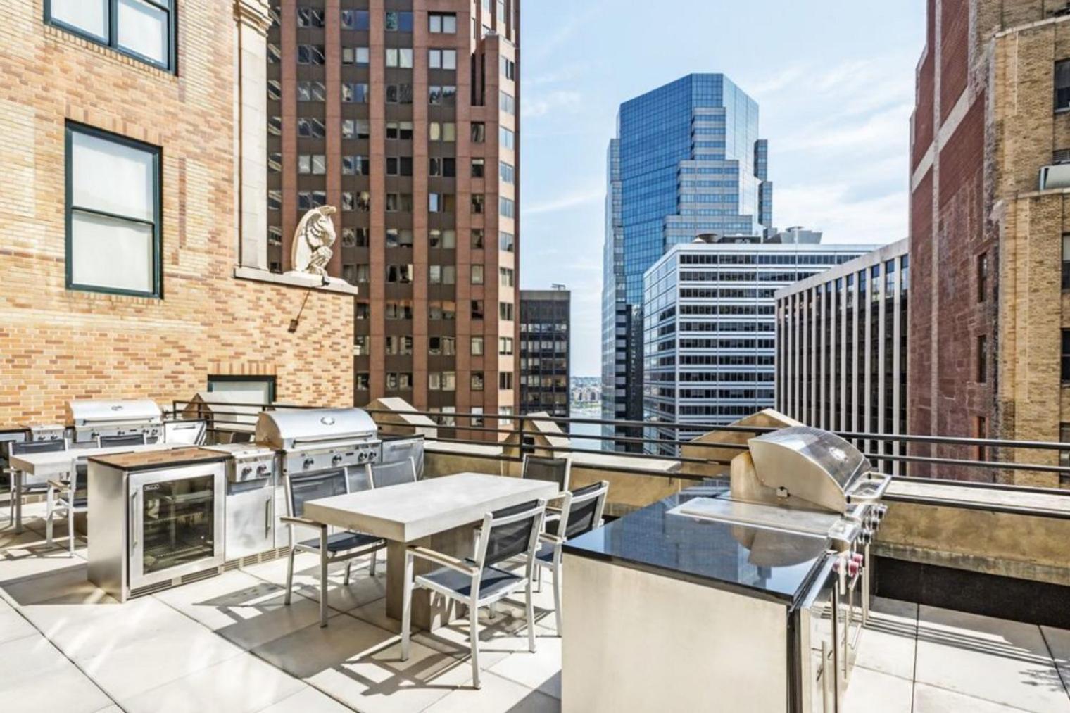 Fidi 1br W Golf Simulator Nr Freedom Tower Nyc-1343 Appartement